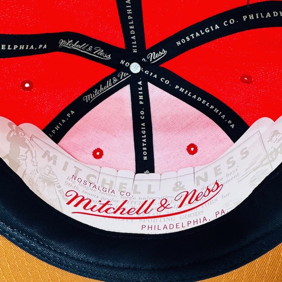 Philadelphia 76ers Mitchell Ness Core NBA Hardwood Classics SnapBack Cap Hat - Picture 7 of 9